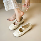 Damen Ballerinas mit elegantem Faltendesign und praktischem Schnürdetail