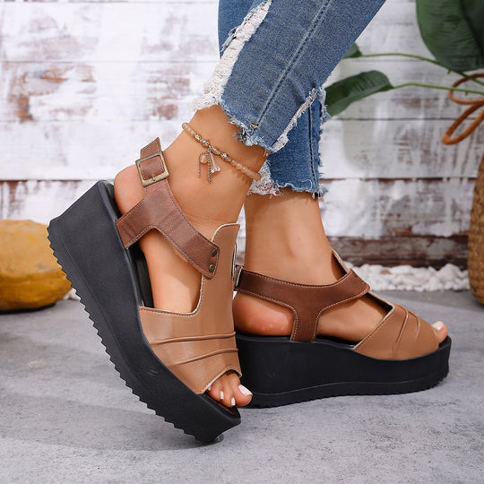 Damen Wedge-Sandalen mit öffnenden Riemen und komfortablem Fußbett R&B