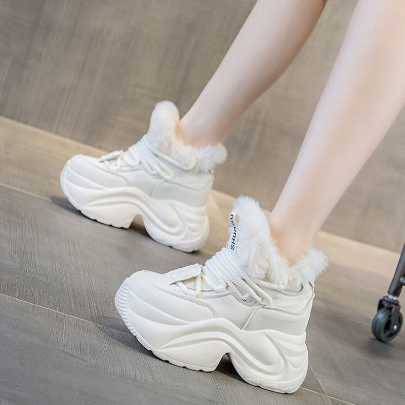 Damen Hochflorige Sneaker mit trendigem Futter und rutschfester Sohle R&B