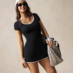 Damen sportliches Tennis-Kleid im modernen Schnitt mit kontrastierenden Akzenten R&B