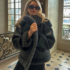 Damen Modische Kunstlederjacke mit kuscheligem Fellkragen und tailliertem Gürtel R&B