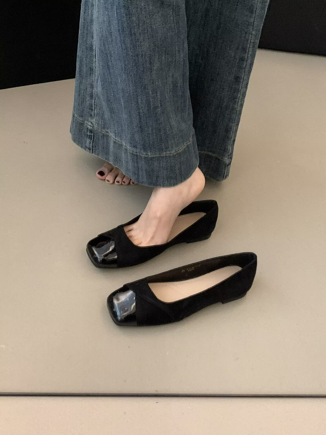 Damen Komfortable Ballerinas aus hochwertigem Wildleder mit eleganter Lackspitze R&B