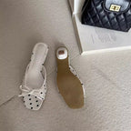 Damen Offene Mules mit dekorativen Punkten und schickem Schleifen-Detail R&B