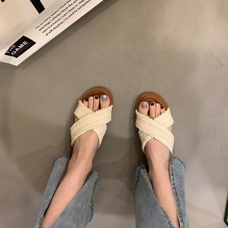 Damen Sandalen mit gekreuztem Riemendesign und komfortablem Fußbett EB