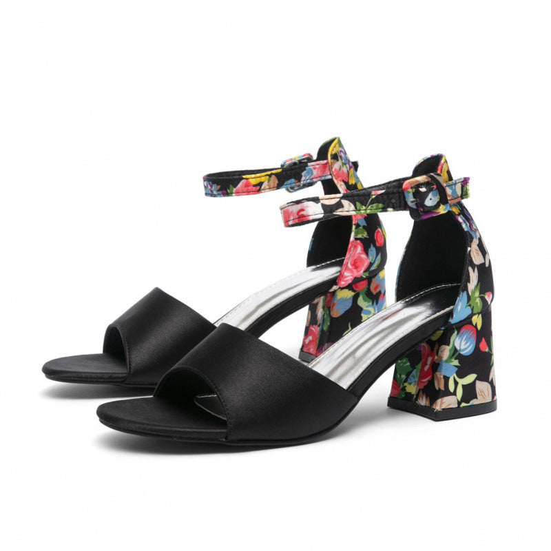 Damen elegante Riemchen-Sandalen mit floralem Design und stabilem Blockabsatz R&B