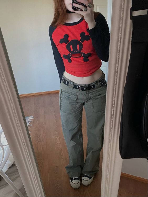 Damen trendiges Raglan-Crop-Top mit Totenkopf-Print R&B