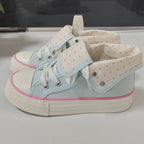 Damen Verspielte Sneakers mit abklappbarem Kragen und punktiertem Innenfutter