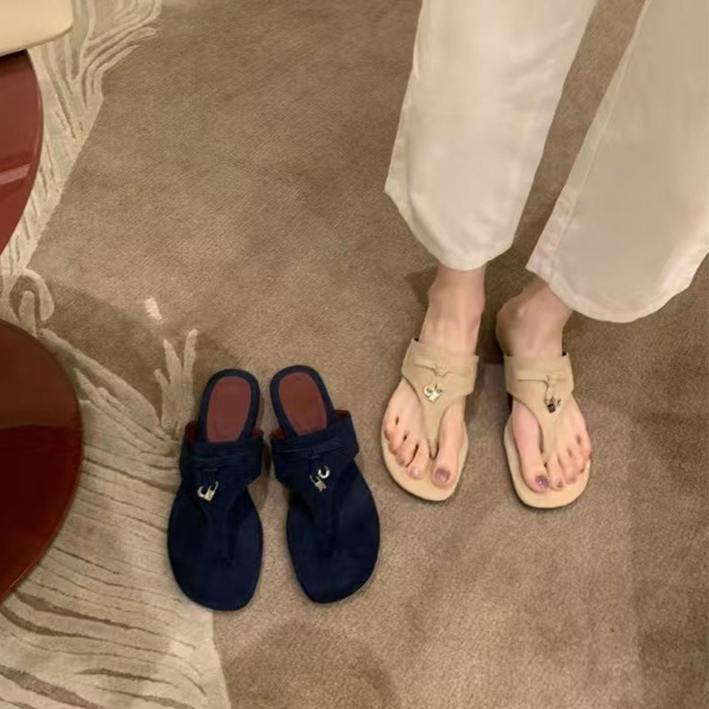 Damen elegante Zehentrenner-Sandalen mit modischem Riemendesign und bequemer Fußbettstruktur R&B