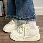 Damen Komfortable Plateau-Sneaker mit trendigem Design und dicker Sohle
