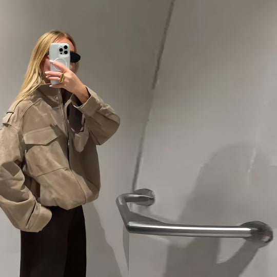 Damen Fetziges Wildlederjacke mit praktischen Taschen R&B