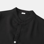 Herren Kurzarmhemd mit elegantem Stehkragen und praktischen Knopfdetails