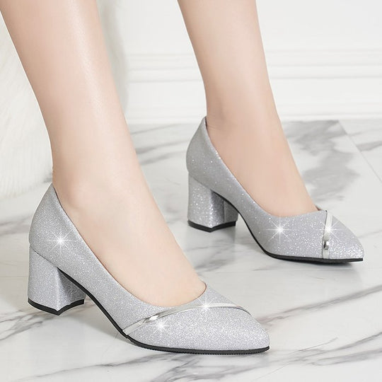 Damen schimmernde Blockabsatzpumps mit goldenen Akzenten R&B