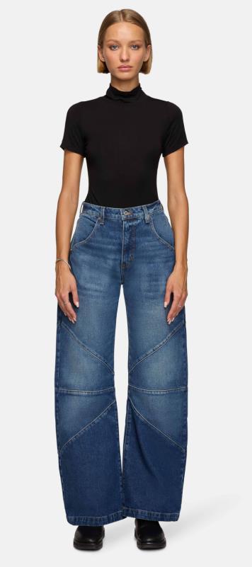 Damen Weite Denim-Jeans mit besonderen Schnittdetails