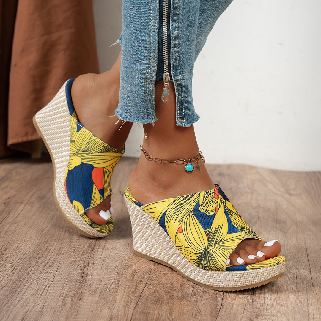 Damen Plateau-Mules mit floralem Design und bequemer Sohle R&B