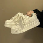 Damen Komfortable Plateau-Sneaker mit trendigem Design und dicker Sohle