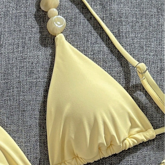 Damen Triangel-Bikini mit dekorativen Perlenakzenten und feinem Minimaldesign R&B