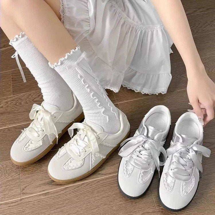 Damen Sneaker mit dekorativer Spitzenapplikation R&B