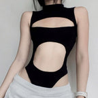 Damen Sportlicher Badeanzug mit hohem Kragen und raffiniertem Cut-Out R&B