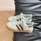 Damen Sneakers mit hochwertigem Velours-Obermaterial und rutschfester Gummisohle R&B