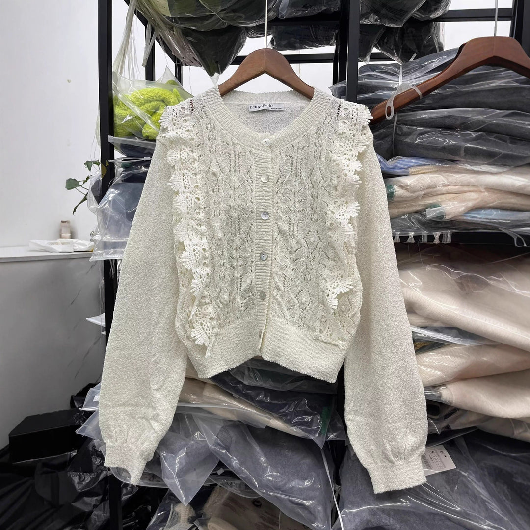Damen Strickjacke mit filigranem Häkelmuster R&B