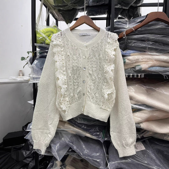 Damen Strickjacke mit filigranem Häkelmuster R&B