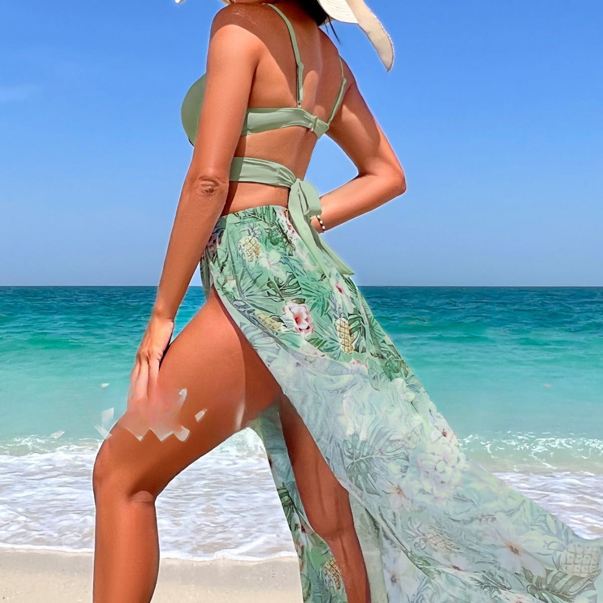 Damen Bikini-Set mit floralem Wickelrock und modischem Oberteil R&B