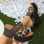 Damen Wedge-Sandalen mit geflochtenen Detail