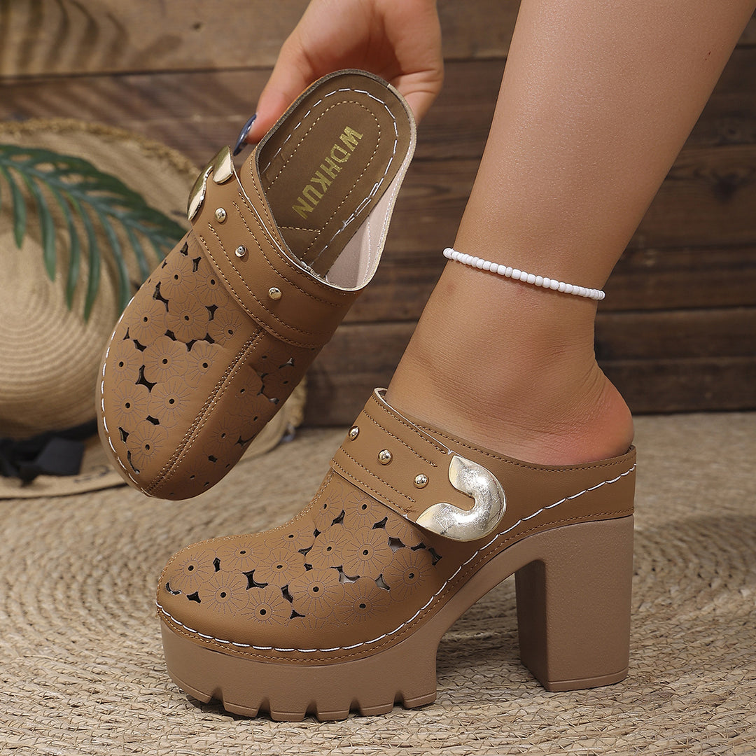 Damen Komfortable Clogs mit floraler Lochmusterung R&B