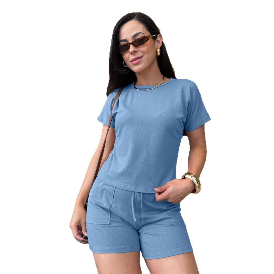 Damen Sportliches und stilvolles Oberteil mit Shorts R&B