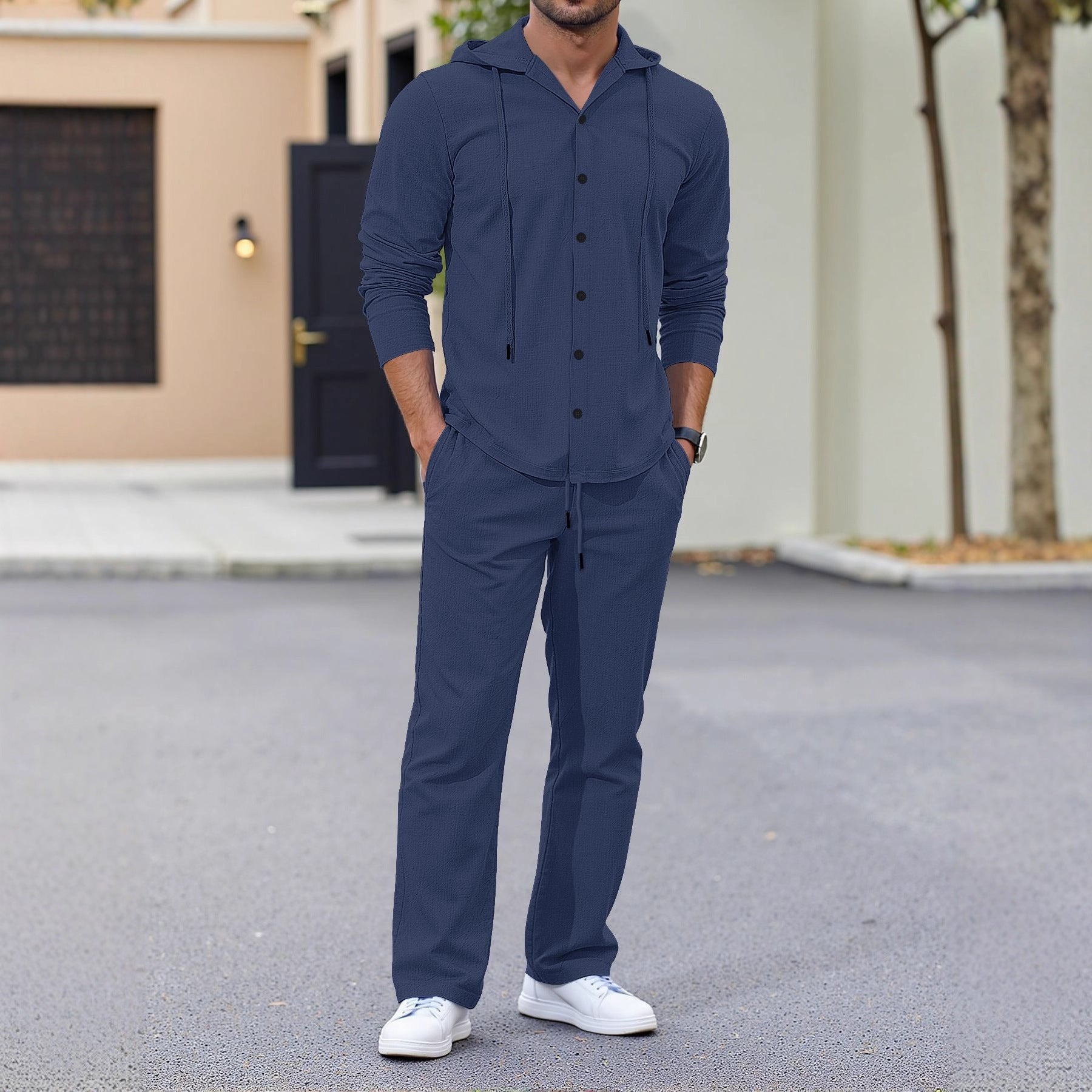 Herren lässiges Kapuzenshirt mit praktischen Taschen und Jogginghose R&B