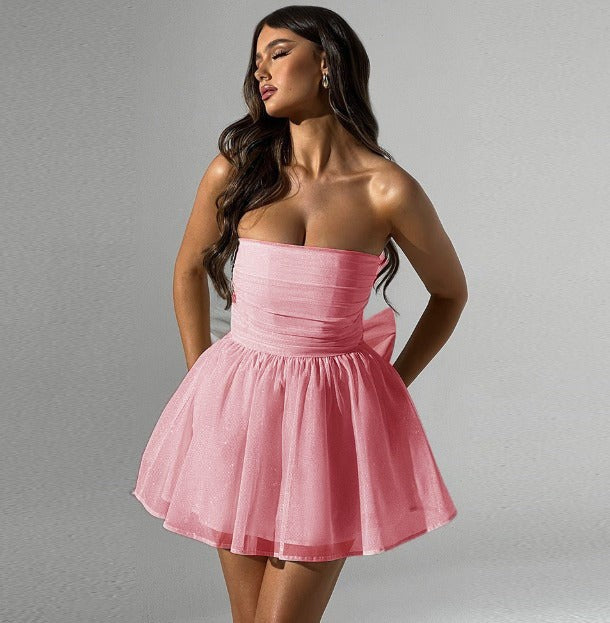 Damen Neckholder Minikleid mit schimmernden Details und eleganter Silhouette R&B