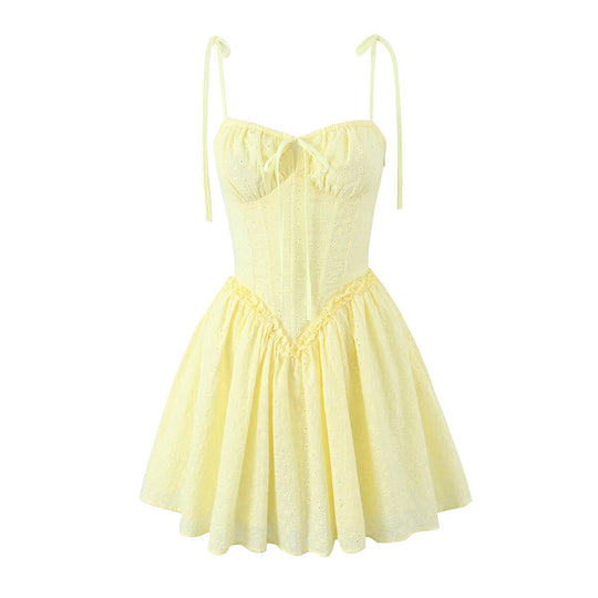 Damen verspieltes Sommerkleid mit Rüschendetails und zarten Trägern R&B