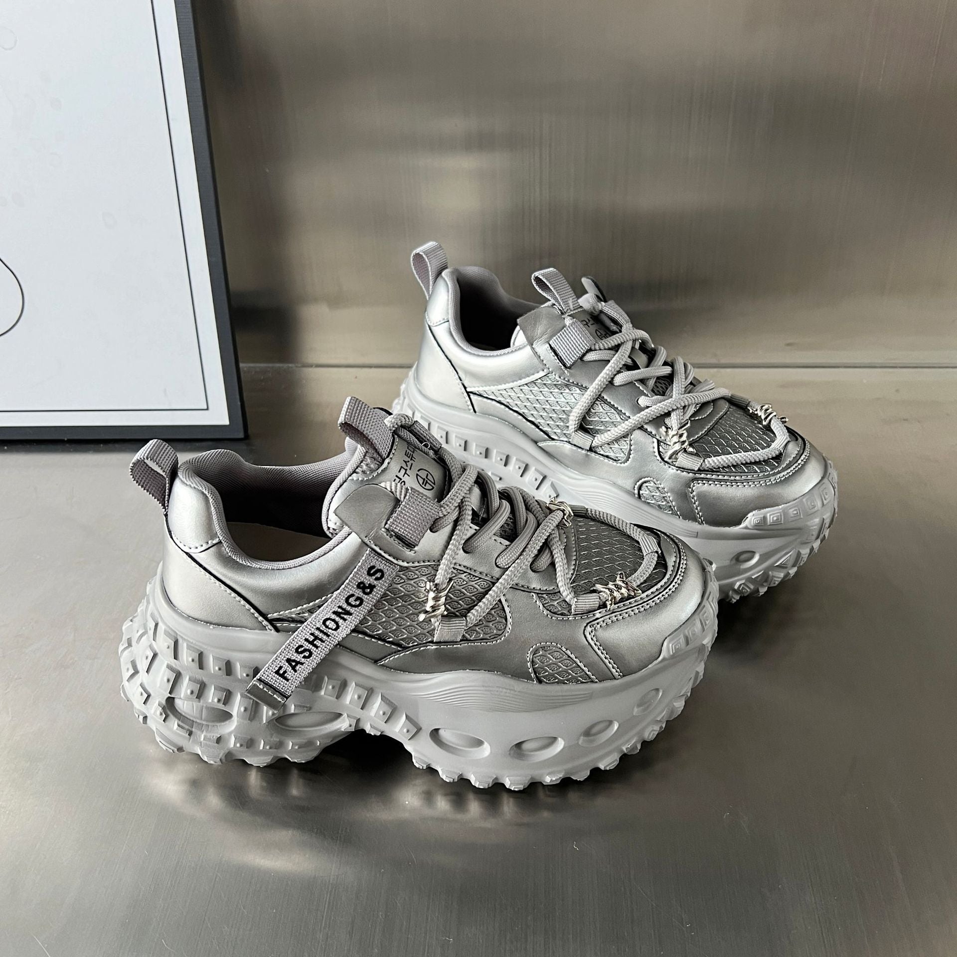 Damen Sportliche Chunky Sneakers mit texturiertem Obermaterial und stabiler Laufsohle R&B