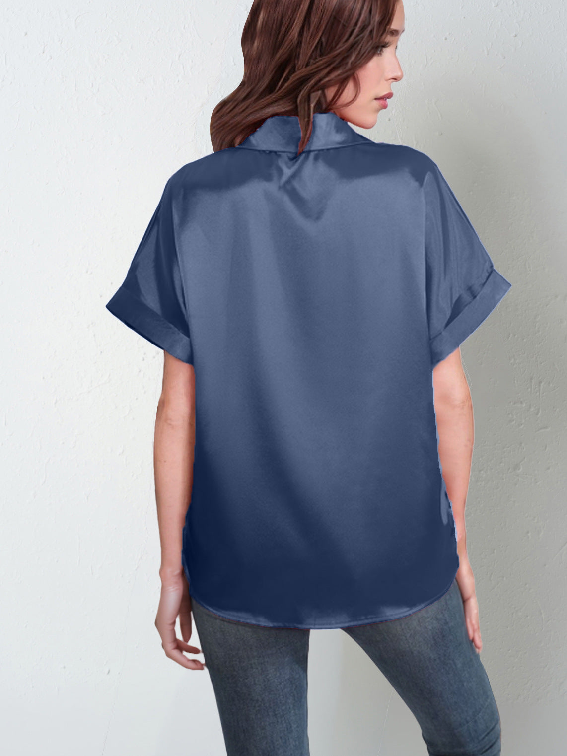 Damen Satin-Bluse mit großem Kragen und überschnittenen Schultern R&B