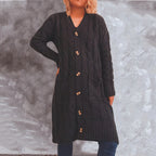 Damen Grobstrickjacke mit Knopfdetails und praktischen Taschen R&B