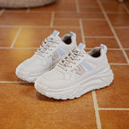 Damen Sneakers mit ergonomischer Dämpfung und einzigartigem Design R&B