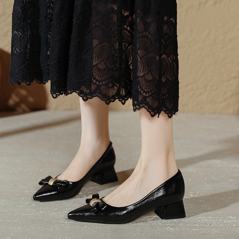 Damen elegante Ballerinas mit modischer Schleifenapplikation und komfortablem Blockabsatz