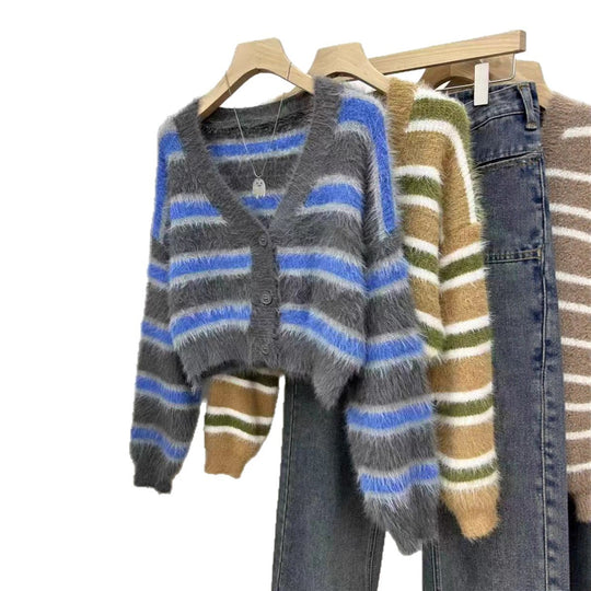 Damen lässiger Crop-Cardigan mit strukturiertem Streifenmuster und Knopfdetails R&B