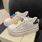Damen Casual Sneakers mit bunten Schnürsenkeln und komfortabler Plateau-Sohle R&B