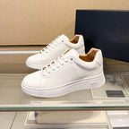 Damen Hochwertige Sneakers aus geschmeidigem Leder mit gepolsterter Sohle R&B