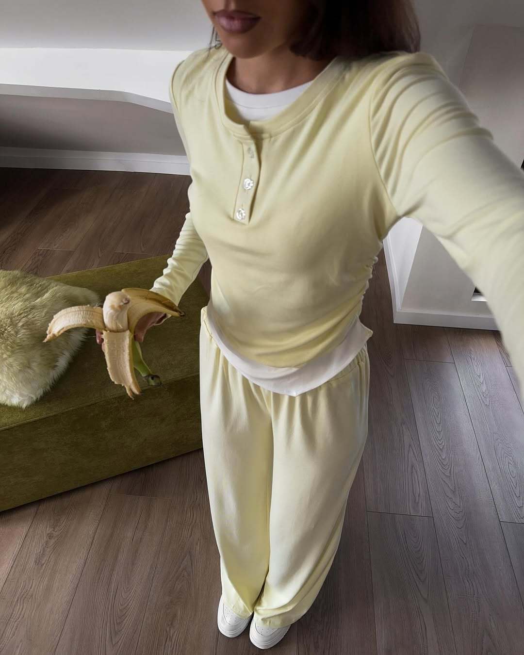 Damen gemütliches Freizeit-Set mit sportlichem Design R&B