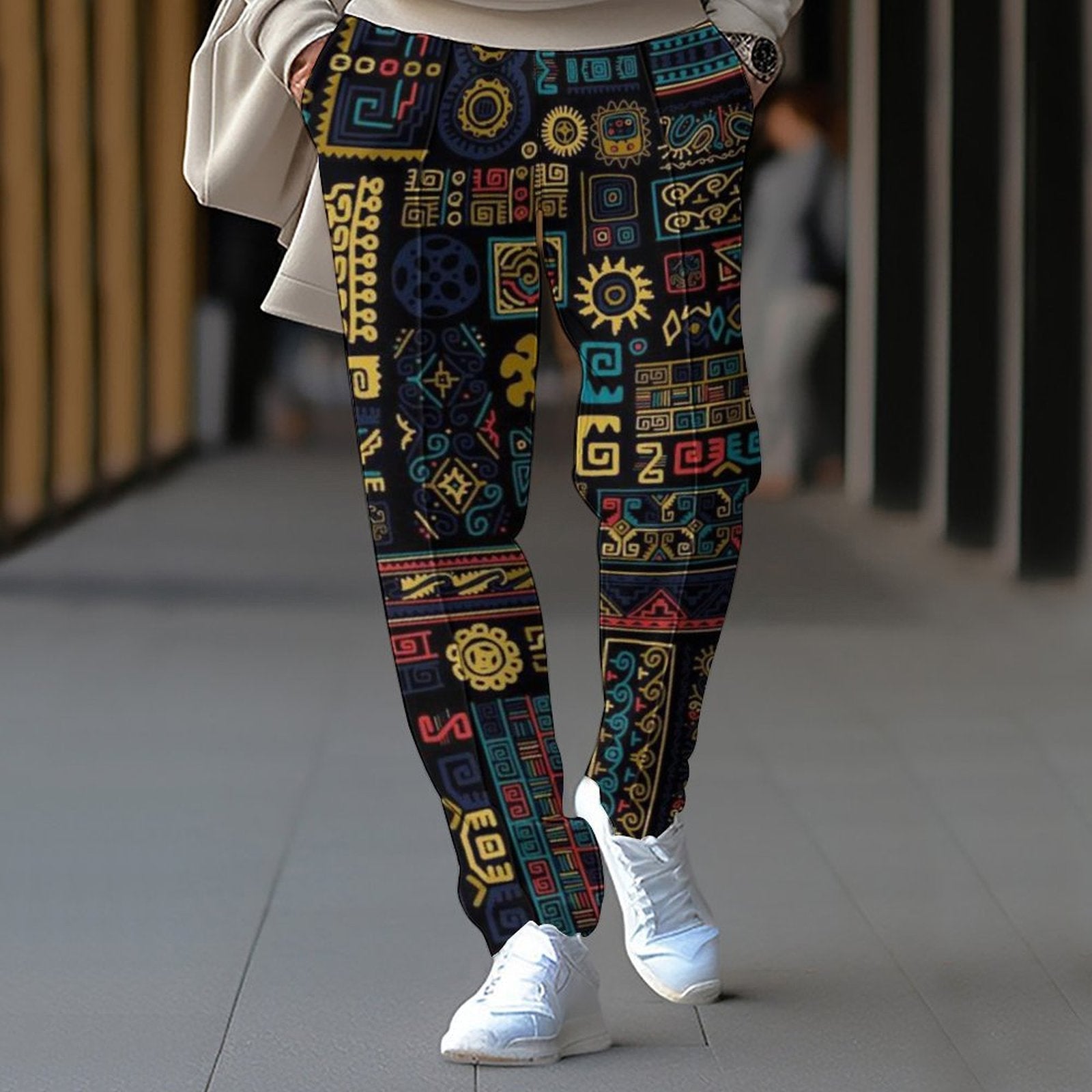 Damen Sportliche Leggings mit buntem Tribal-Muster R&B