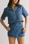 Damen Denim-Crop-Hemd mit aufgesetzten Taschen und knieumspielendem Rock R&B