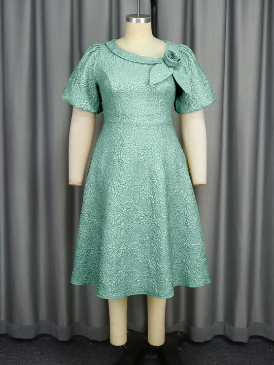 Damen Elegantes Kleid mit strukturierter Blumenapplikation R&B