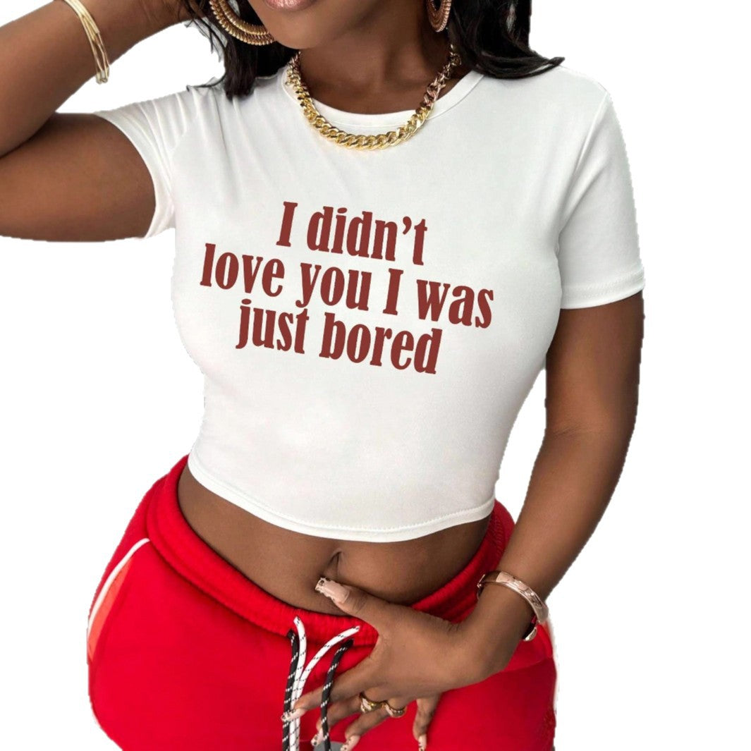 Damen Crop-Shirt mit kreativem Statement und figurbetontem Schnitt R&B