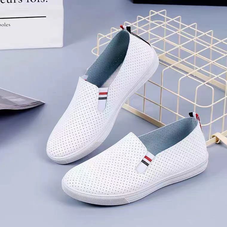 Damen komfortable Slip-On Schuhe mit perforiertem Obermaterial