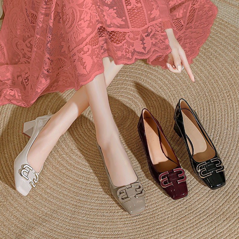 Damen elegante und modische Absatzschuhe mit quadratischer Zehenkappe