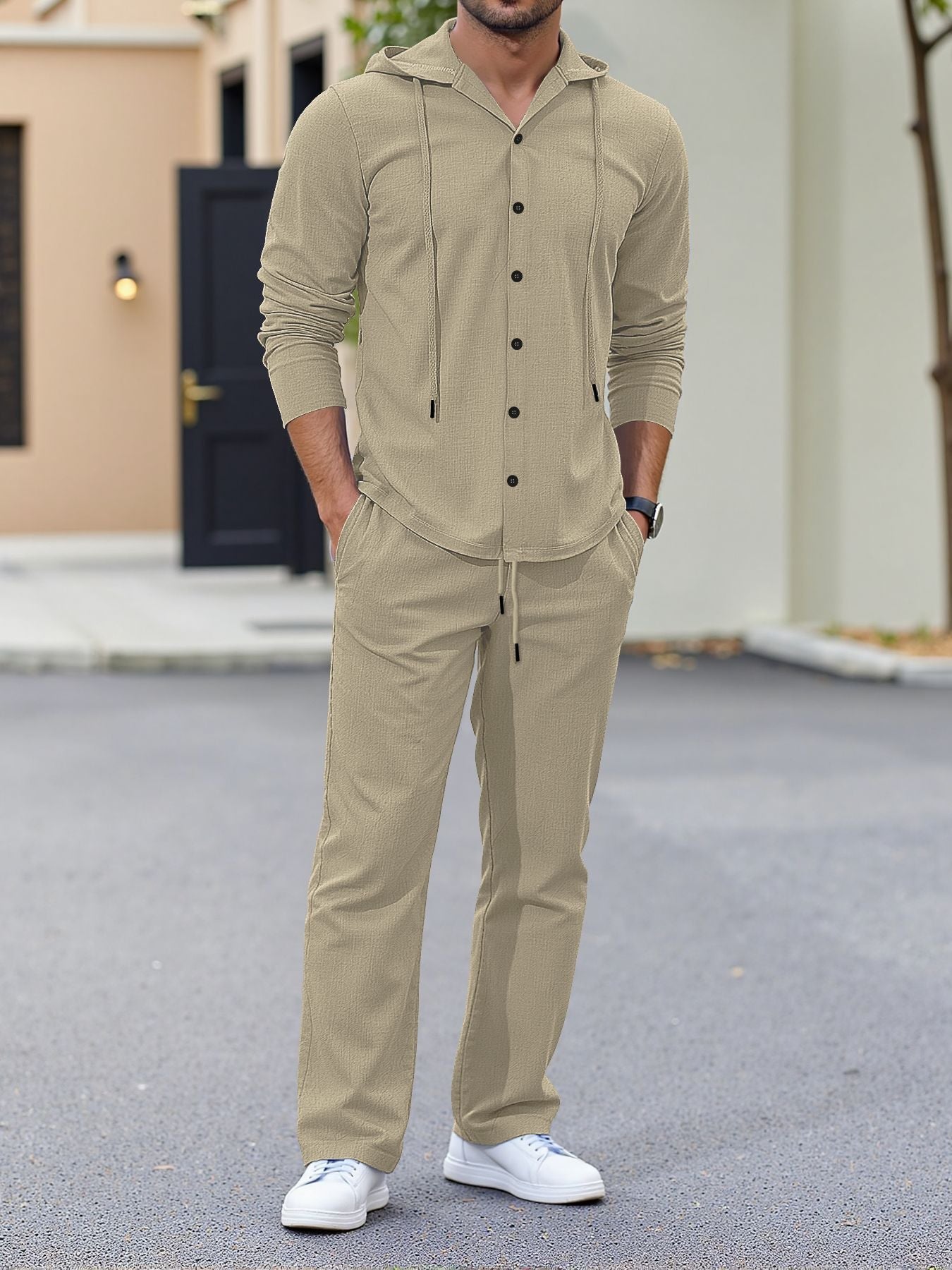 Herren lässiges Kapuzenshirt mit praktischen Taschen und Jogginghose R&B