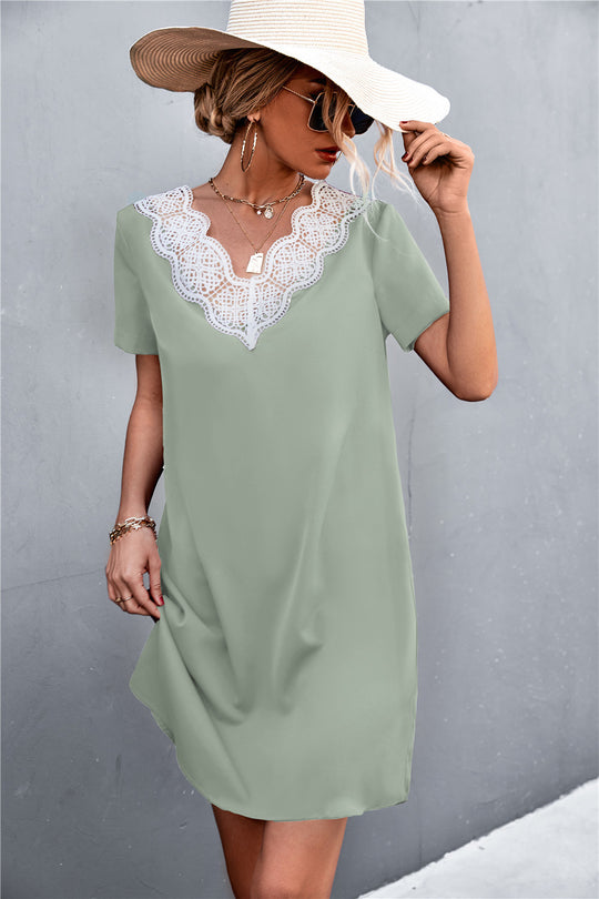 Damen Kleid mit elegante Spitze und lässigem Schnitt R&B
