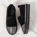 Damen Slip-On Sneakers mit schimmerndem Vorderbereich und modischem Plateau R&B